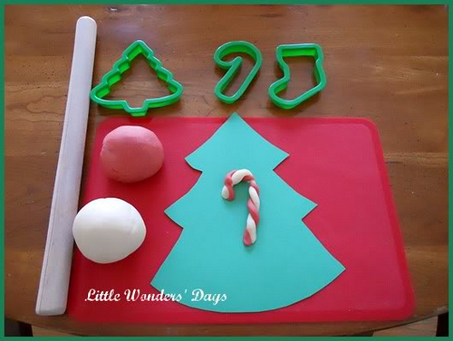 Candy Cane Play Dough (Photo from Little Wonders' Days)