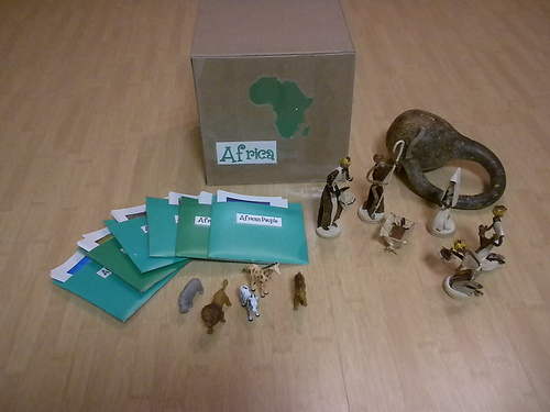 Africa Continent Box (Photo from Discovery Days and Montessori Moments)