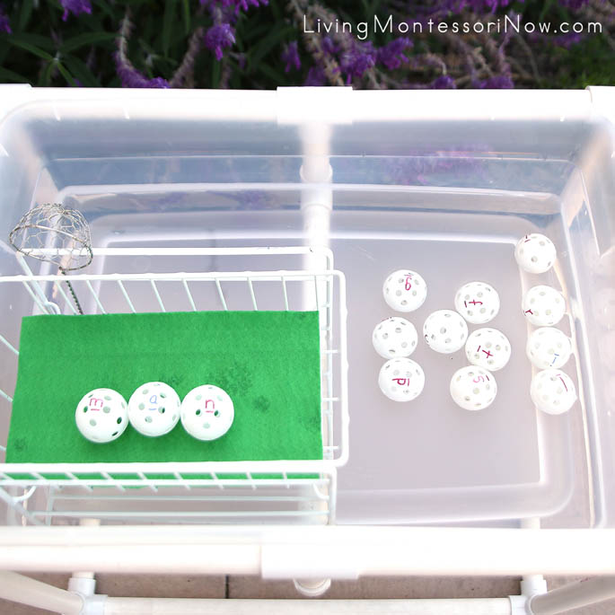 Outdoor DIY Water Table with Golf Ball Movable Alphabet
